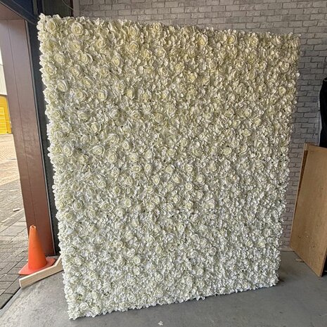 Ludic partyrentals - Bloemen backdrop Wit - Flowerwall wit